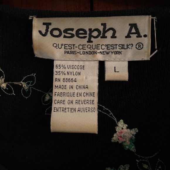 Joseph A. women’s Large embroidered black top - Picture 2 of 4